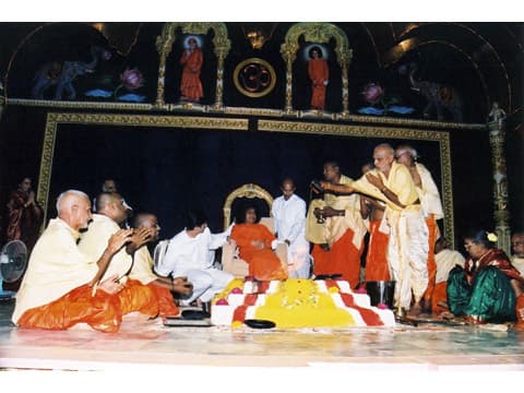 God is the indweller - Eknath's story